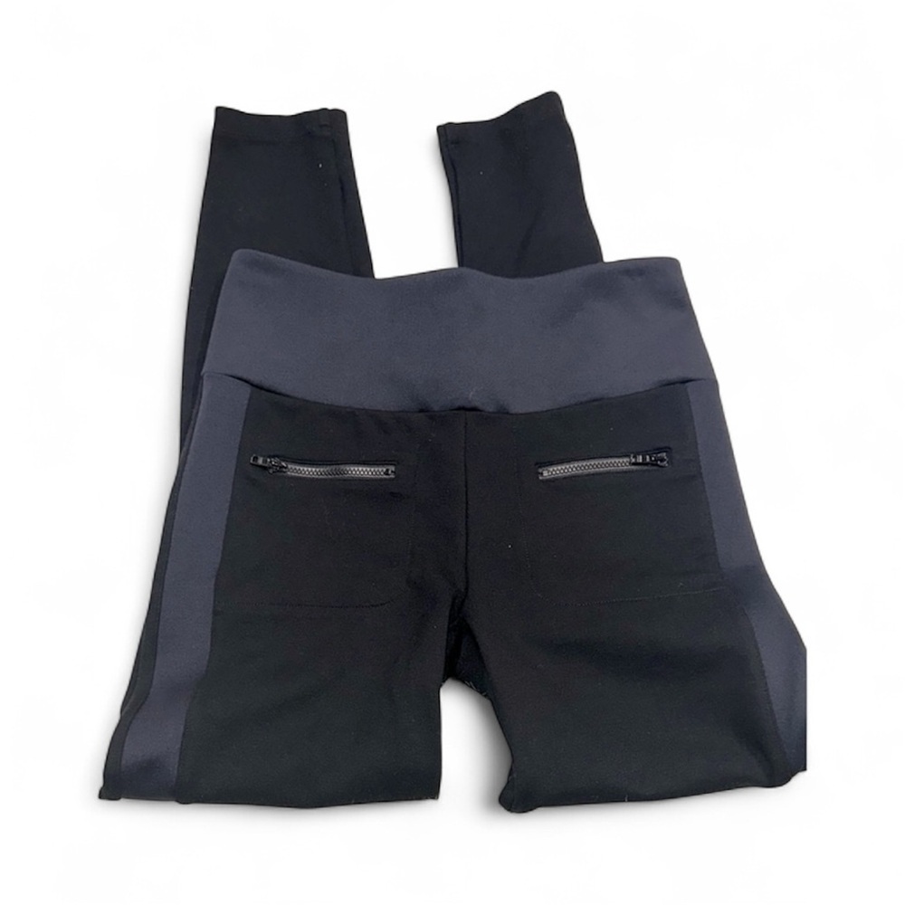 Cabi Black and Gray Leggings with Zipper Pockets size xsmall